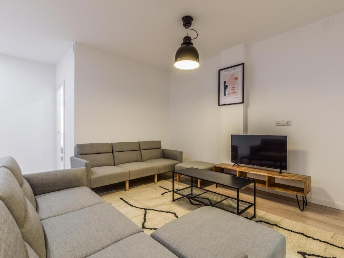Apartamentos En Madrid Rio Reformados Alquiler Temporal Exterior photo
